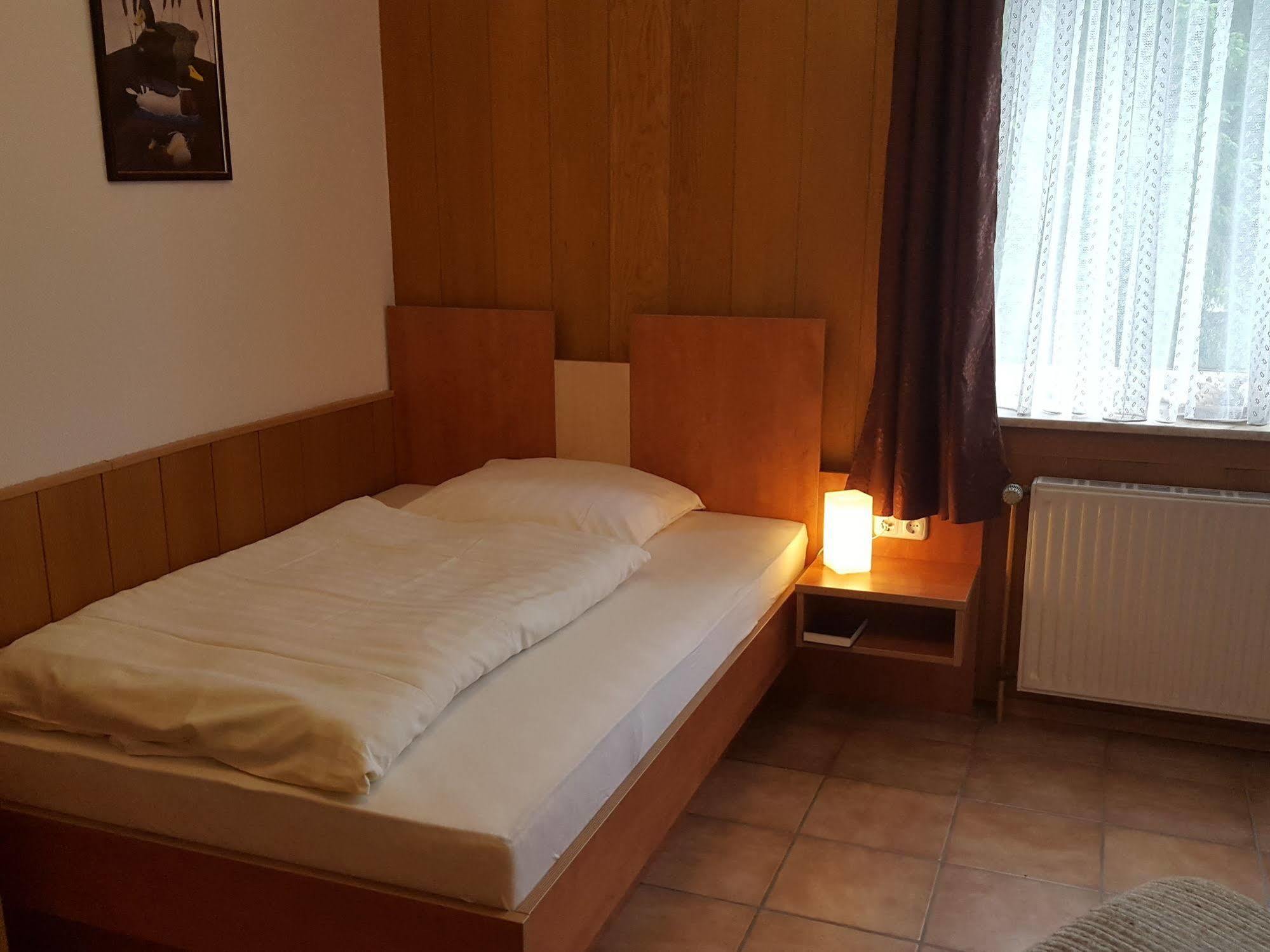 Waldhotel Zur Holzmühle Eldagsen Exterior foto